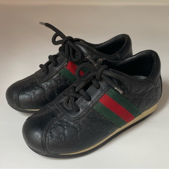 Toddler Boys Gucci Sneakers Logo Embossed Black Leather Red Green Stripe Size 23 - Picture 1 of 11
